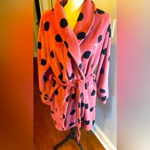 Cute and comfy Pink brand polka dot bathrobe.